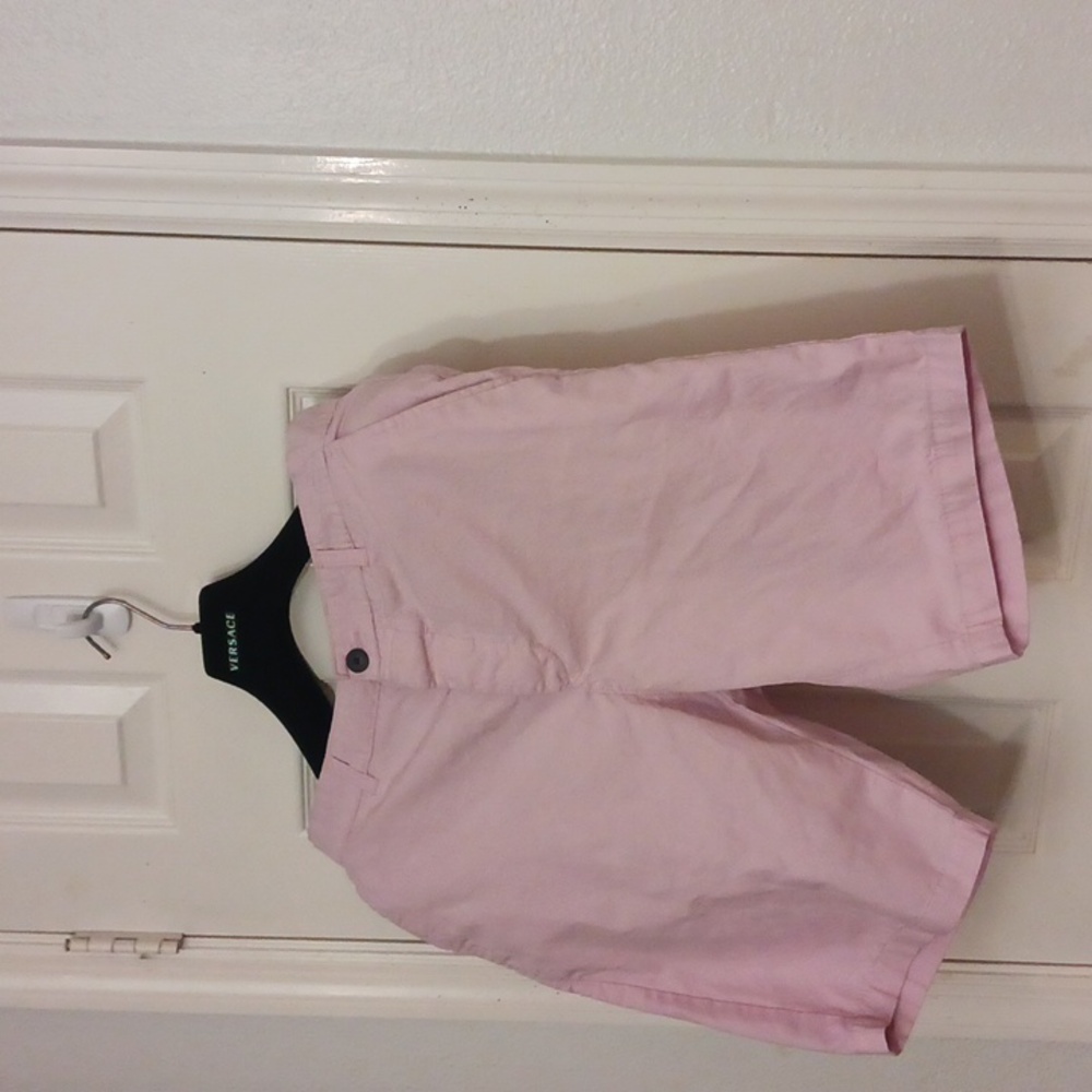 Divided By H&M Light Pink Shorts With A Pocket In The Back With Buttons Included - Picture 2 of 4